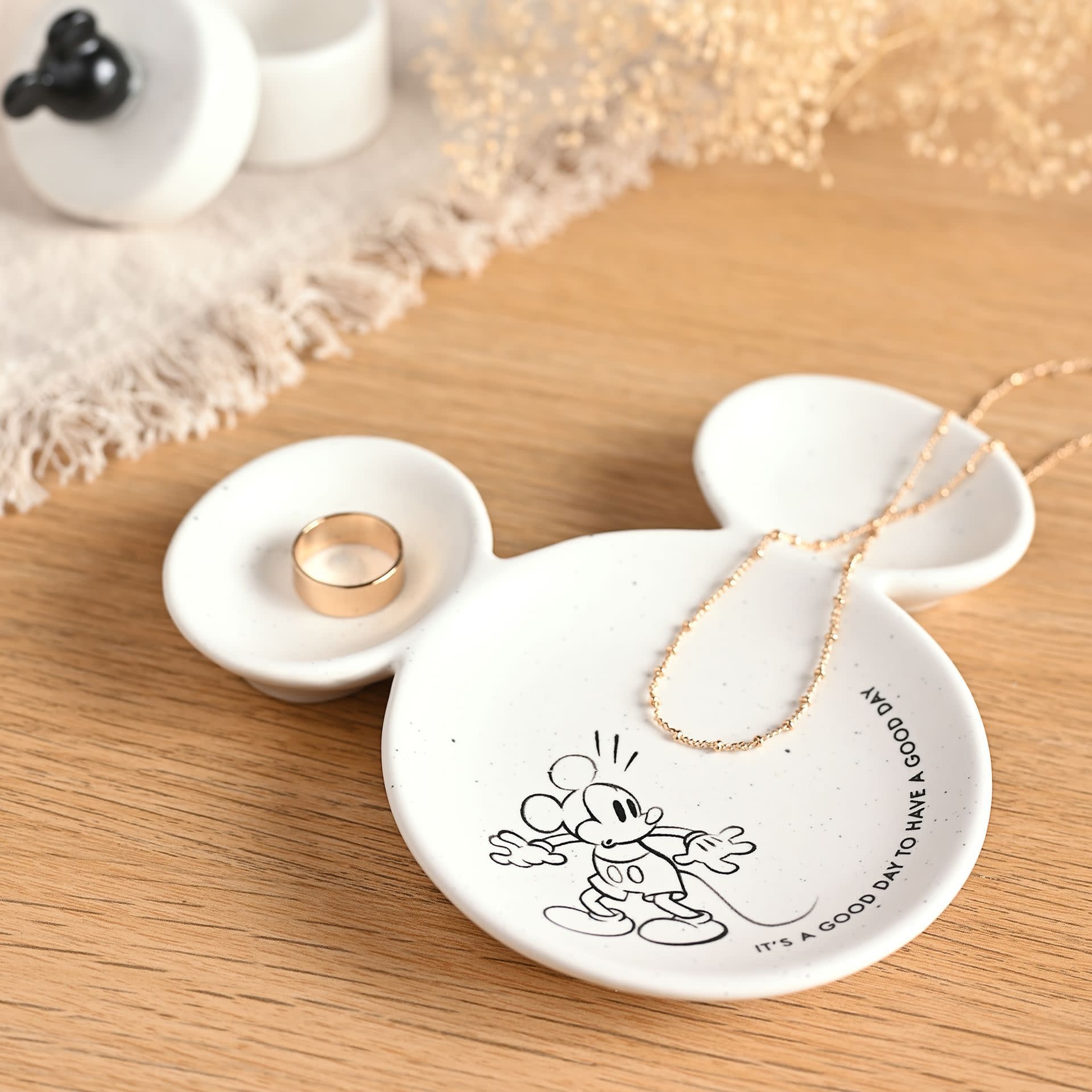 Bord: Mickey head shaped trinket disk