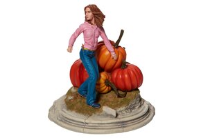 Figurine:  Hermione - Year Three