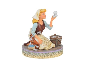 Figurine: Hope in Every Bubble (Cinderella Bubbles)