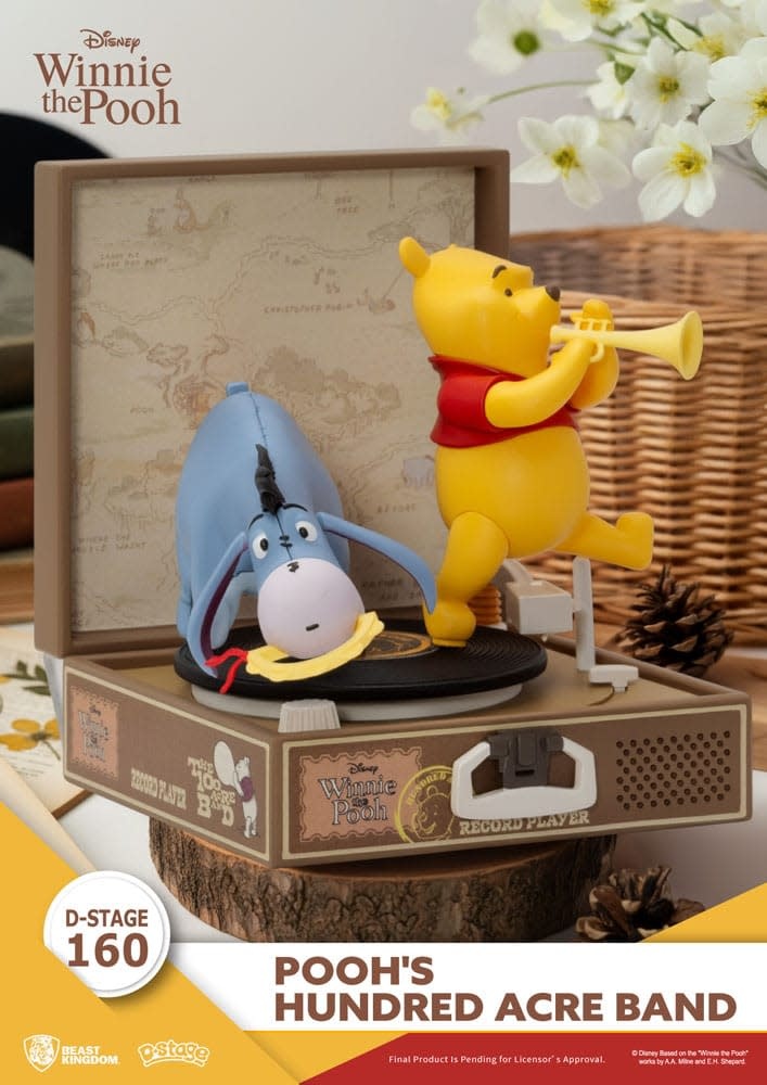 Figurine: Winnie the Pooh  - Record Player Series PVC figure Pooh's Hundred Acre Band 12 cm