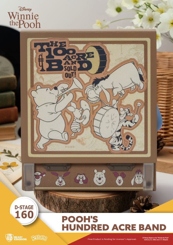 Figurine: Winnie the Pooh  - Record Player Series PVC figure Pooh's Hundred Acre Band 12 cm