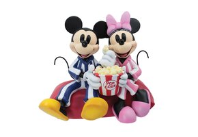 Figurine: Mickey and Minnie - Movie Night