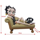 Figurine: Betty Boop - On Cream Chaise Lounge