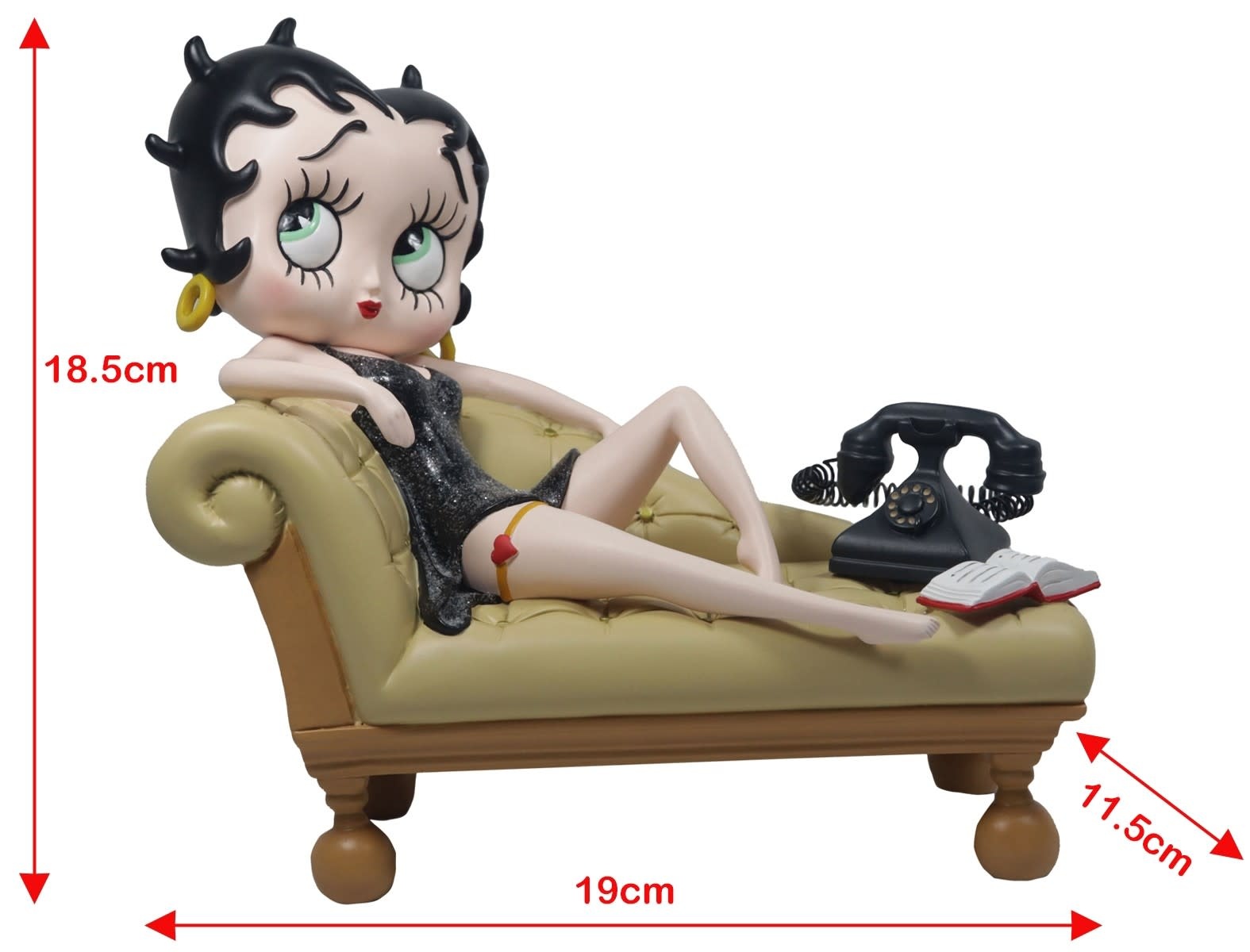 Figurine: Betty Boop - On Cream Chaise Lounge