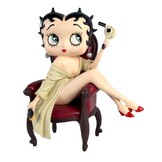 Figurine: Betty Boop Grooming