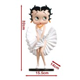 Figurine: Betty Boop - Cool Breeze (Small)
