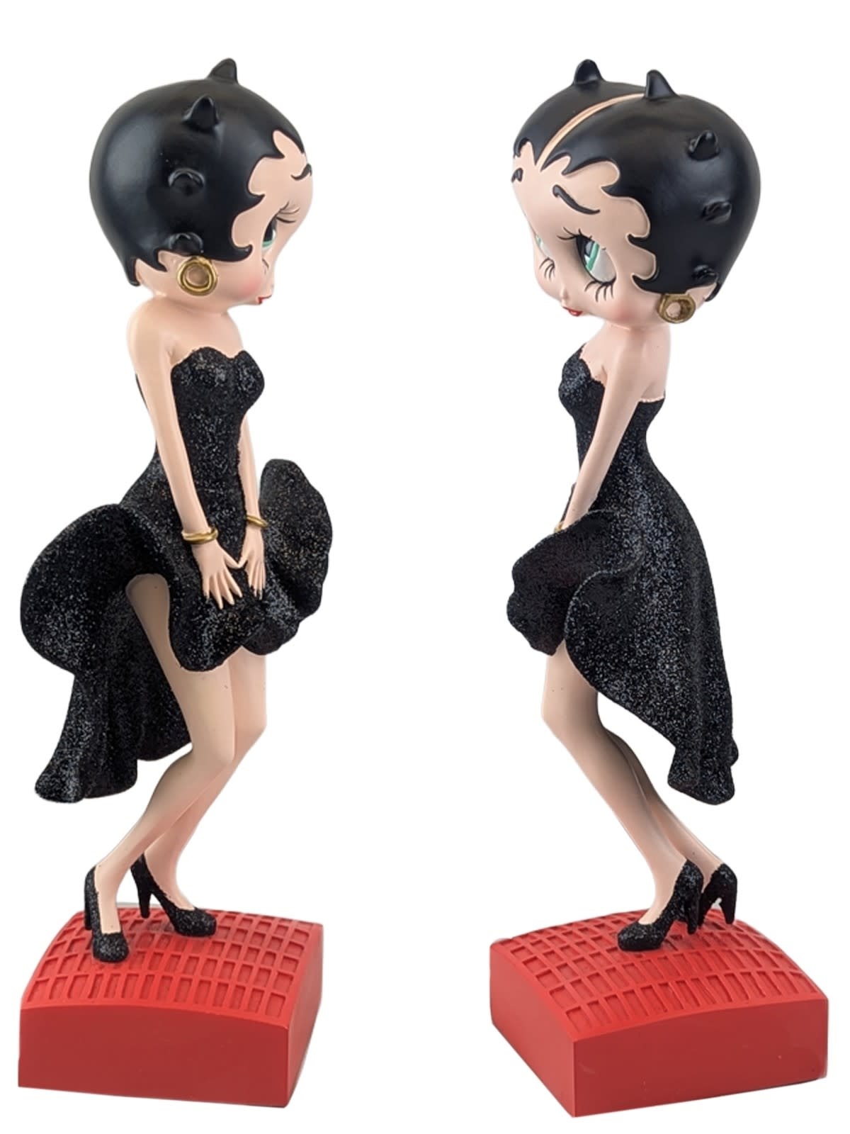Figurine: Betty Boop - Posing Black Glitter Dress