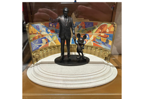 Figurine: Walt en Mickey - Adventure