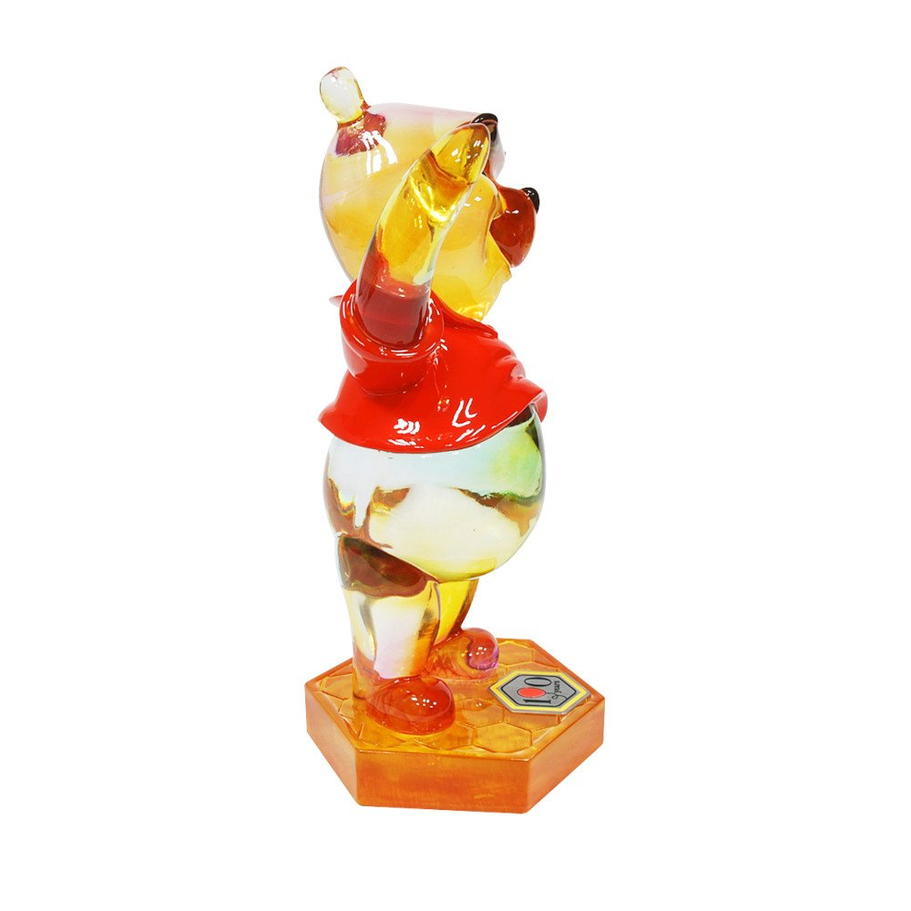 Figurine: Winnie the Pooh -Transparent Rainbow