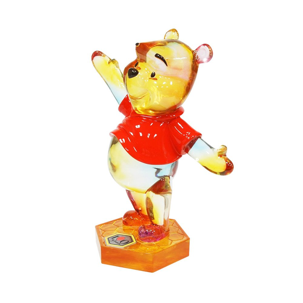 Figurine: Winnie the Pooh -Transparent Rainbow