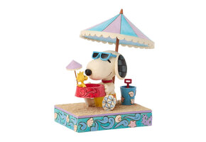 Figurine: Snoopy - At Beach