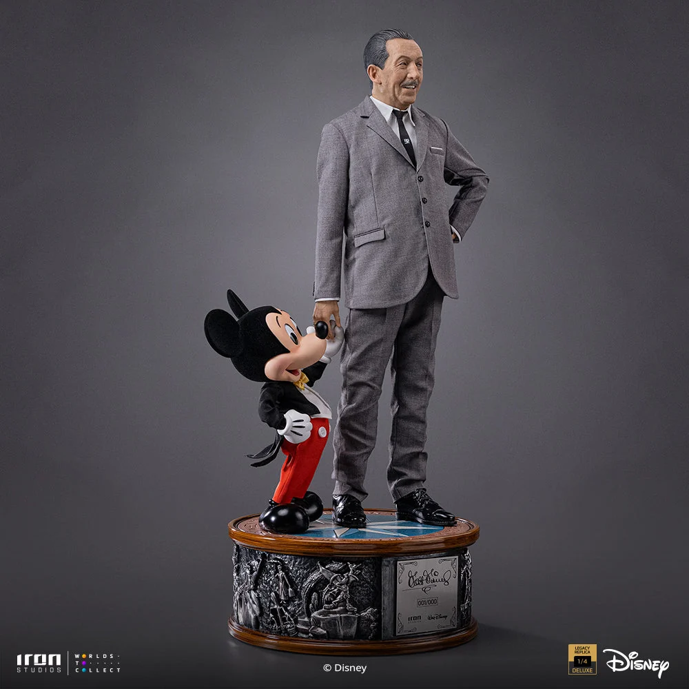 Figurine: Walt Disney & Mickey Mouse - Disney Classics - Legacy Replica 1/4 - Iron Studios RESERVERING (*)