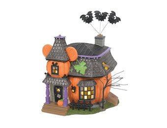 Mickey Mouse's Pumpkin Manor - Disney Village by D56