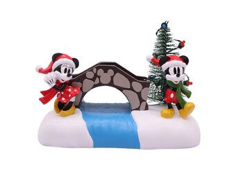Figurine: Scenery Bridge Mickey & Minnie
