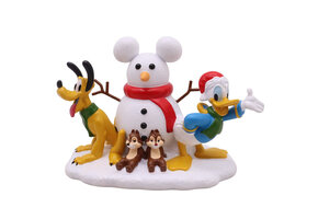 Figurine: Scenery Snowman Donald & Pluto & Chip N Dale
