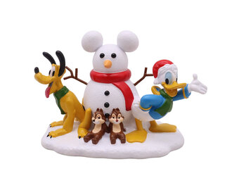 Figurine: Scenery Snowman Donald & Pluto & Chip N Dale