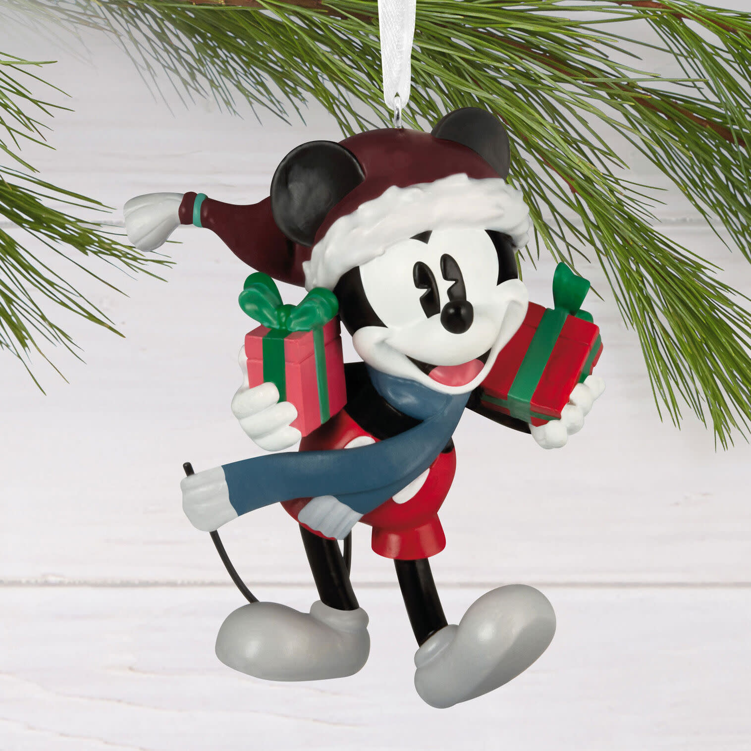 Kerstornament: Mickey Mouse  - With - Presents
