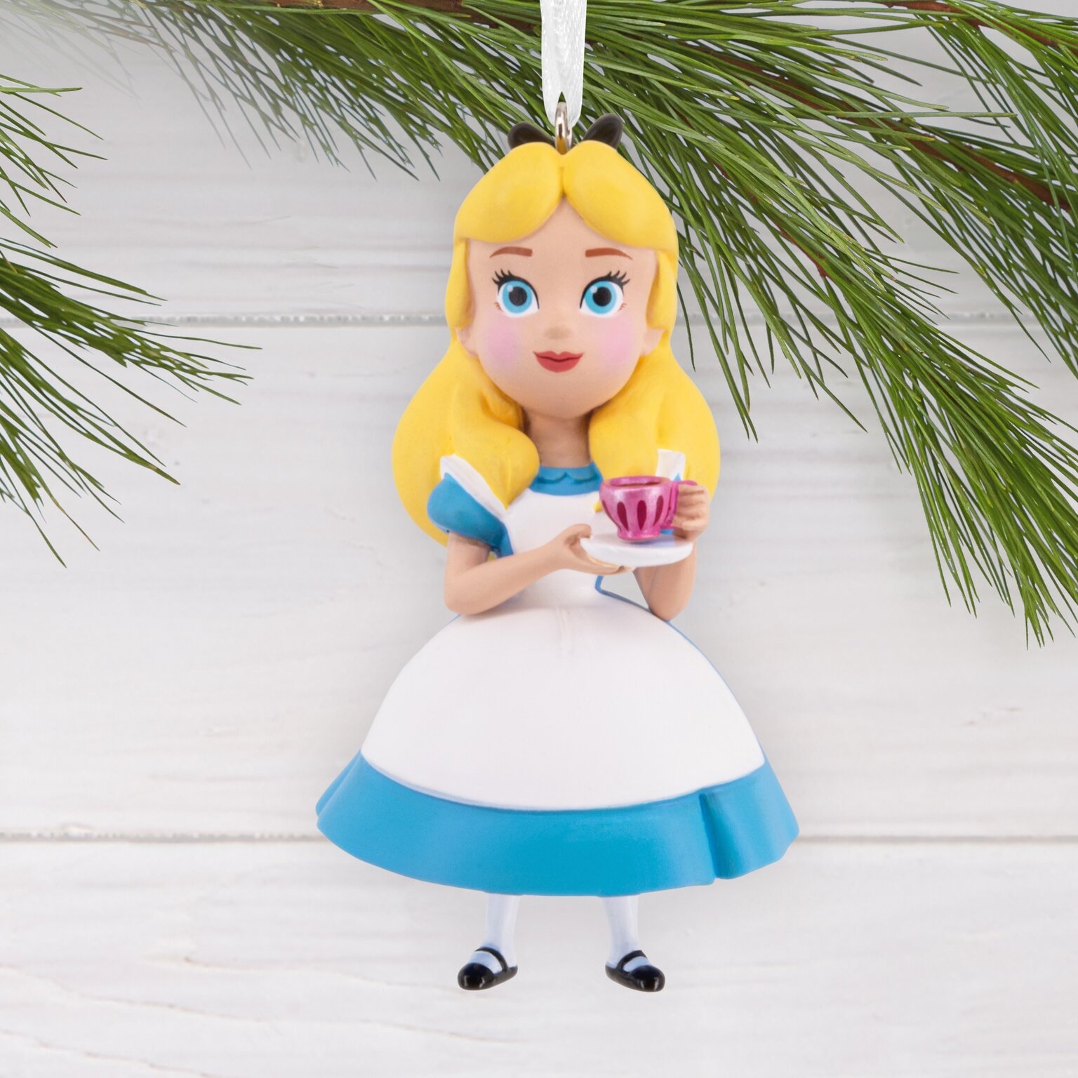 Kerstornament: Alice in Wonderland
