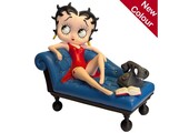 Figurine: Betty Boop On Blue Chaise Lounge