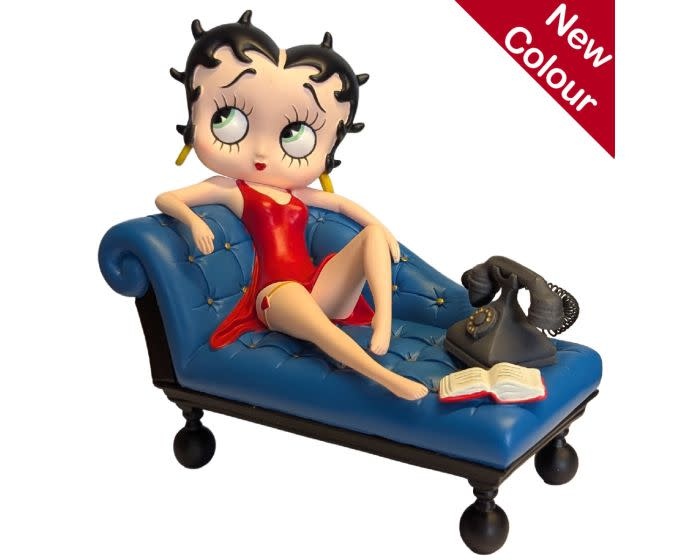 Figurine: Betty Boop On Blue Chaise Lounge