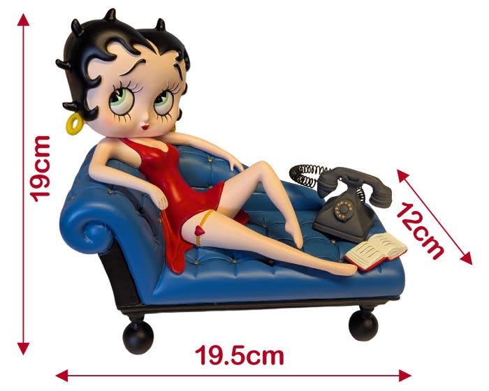 Figurine: Betty Boop On Blue Chaise Lounge