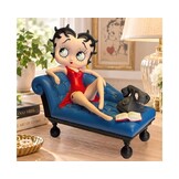 Figurine: Betty Boop On Blue Chaise Lounge