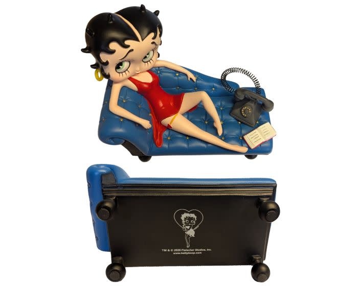 Figurine: Betty Boop On Blue Chaise Lounge