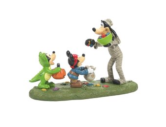 Figurine: Treats from Goofy - Disney Village from D56