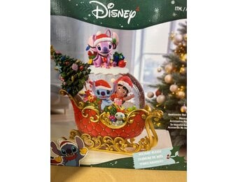 Figurine: Slee met Snowglobe - Stitch en Angel