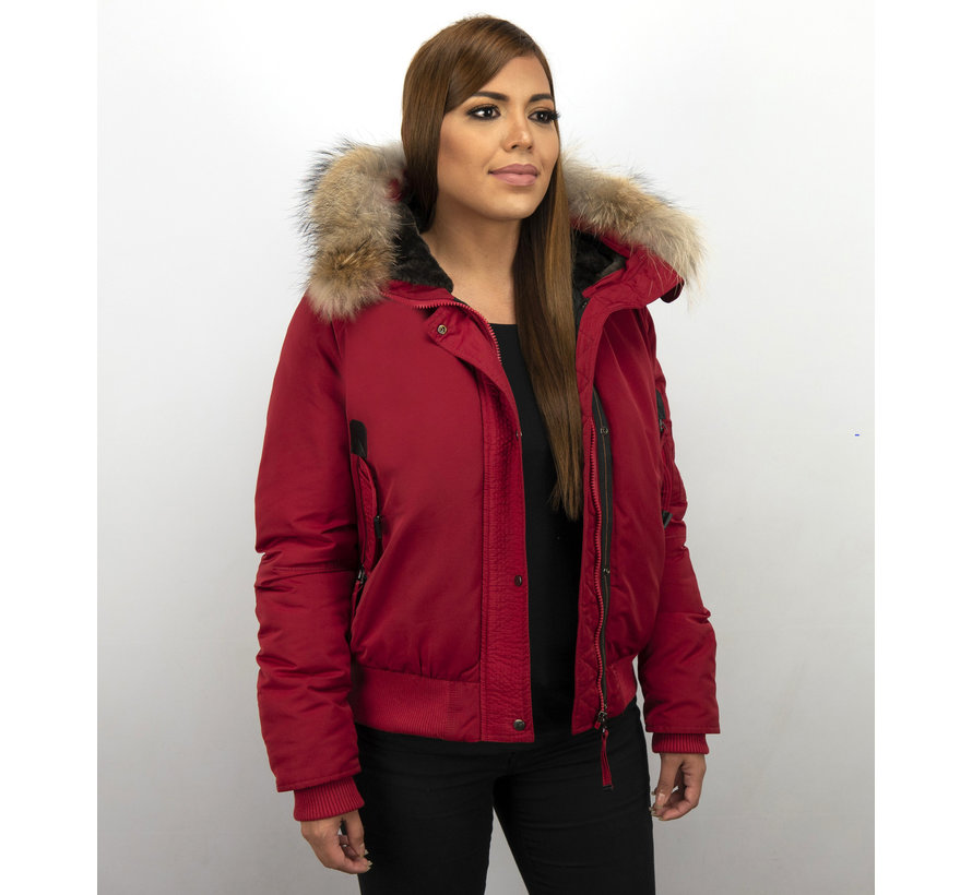 Korte Slim Fit Winterjas Dames  – Met Grote Bontkraag  – Rood