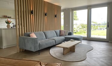 Roomdivider in de woonkamer: stijlvol een open ruimte verdelen