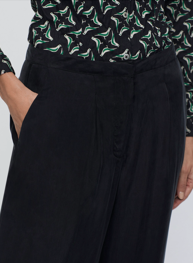 Nice Things Full-Length Pants Cupro - Black