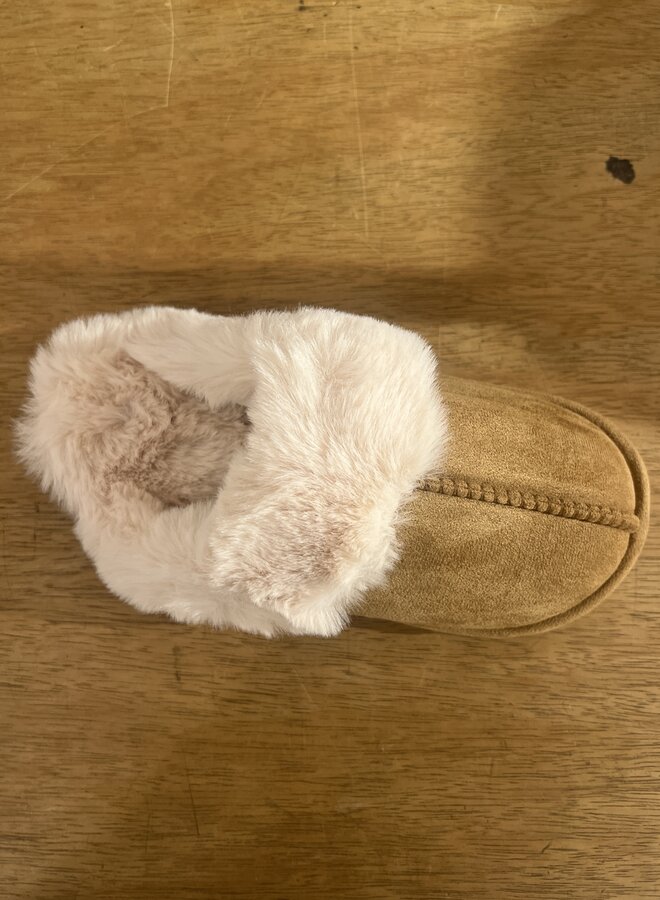 Fluffy Feet Slippers - Camel