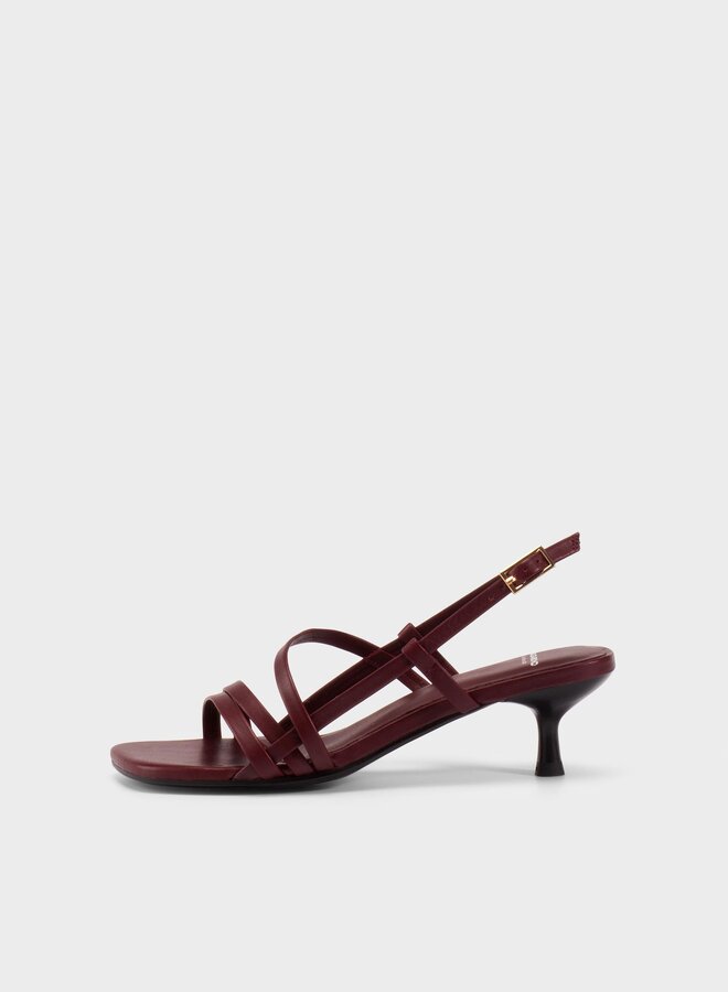 Vagabond - Jonna Sandal - Cherry