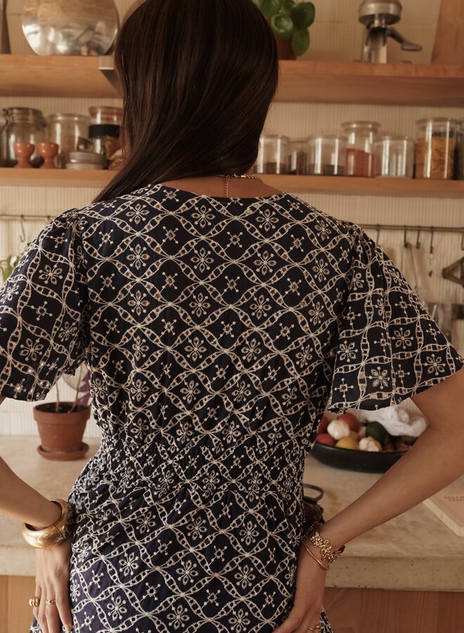 Robe Embroidery - Marine