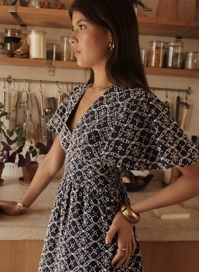 Robe Embroidery - Marine