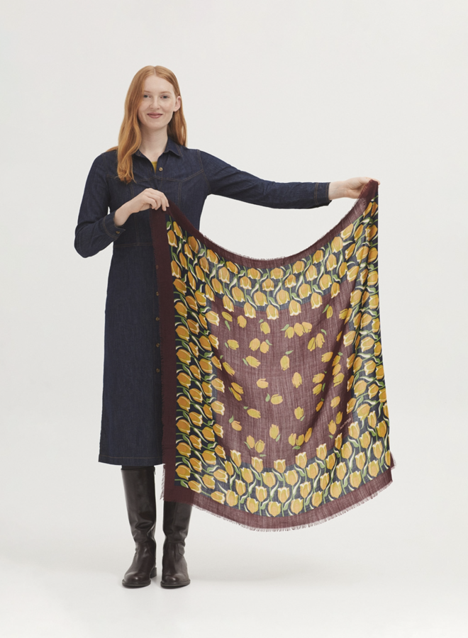 Nice Things - "Tulips Garden" Scarf - Chestnut