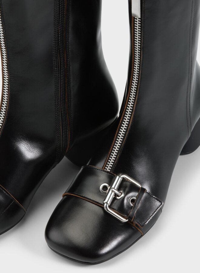 Vagabond - Livia - Black Leather Buckle