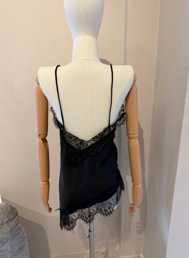 A Symmetrical Lace Satin Top - Noir