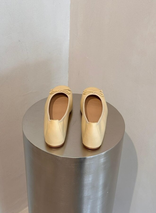 Unisa - Cacerin Ballerina - Camomile Napa Top