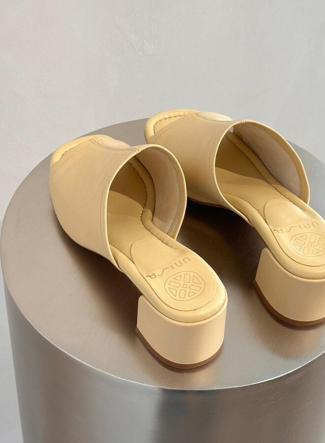 Unisa - Kefir Mule - Camomile Napa Top