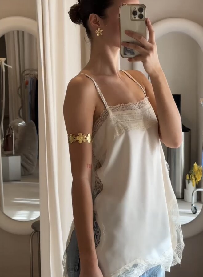 JAZZY - No Rain No Flowers Arm Cuff - Gold