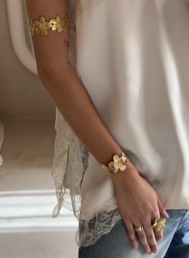 JAZZY - No Rain No Flowers Arm Cuff - Gold