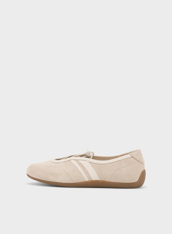 Vagabond - Hollie Ballet Flats - Off White Suede
