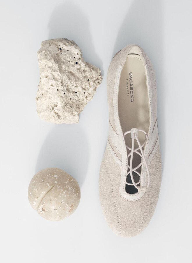 Vagabond - Hollie Ballet Flats - Off White Suede