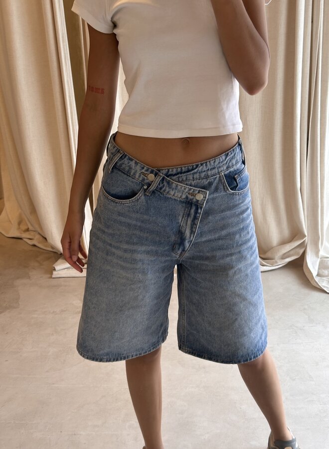 Bermuda Denim Short - Light Blue
