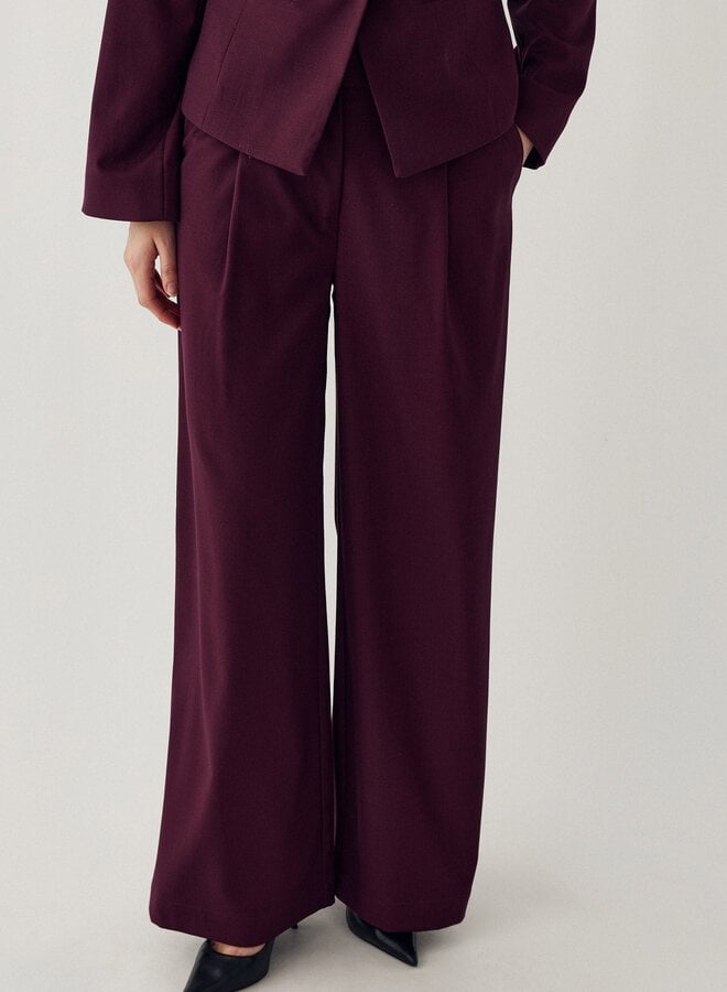 Noella - Kazia Pants - Winetasting