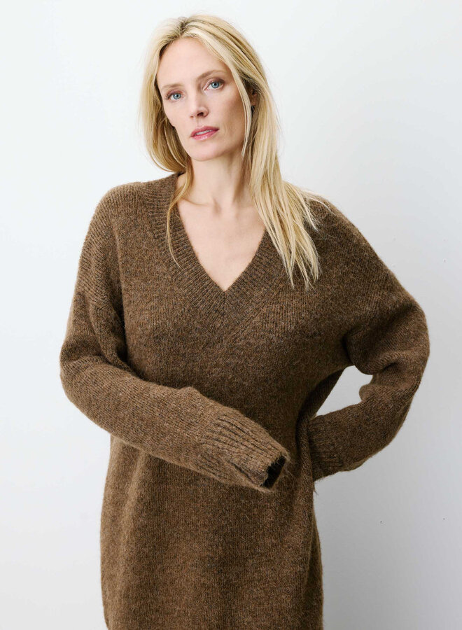 G&M - Oversized Short V-Neck Dress Airina - Chocolate
