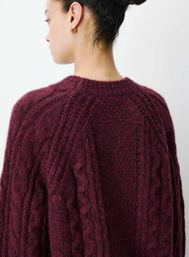 G&M - Cable Knit Crew Neck Sweater Amparo - Aubergine