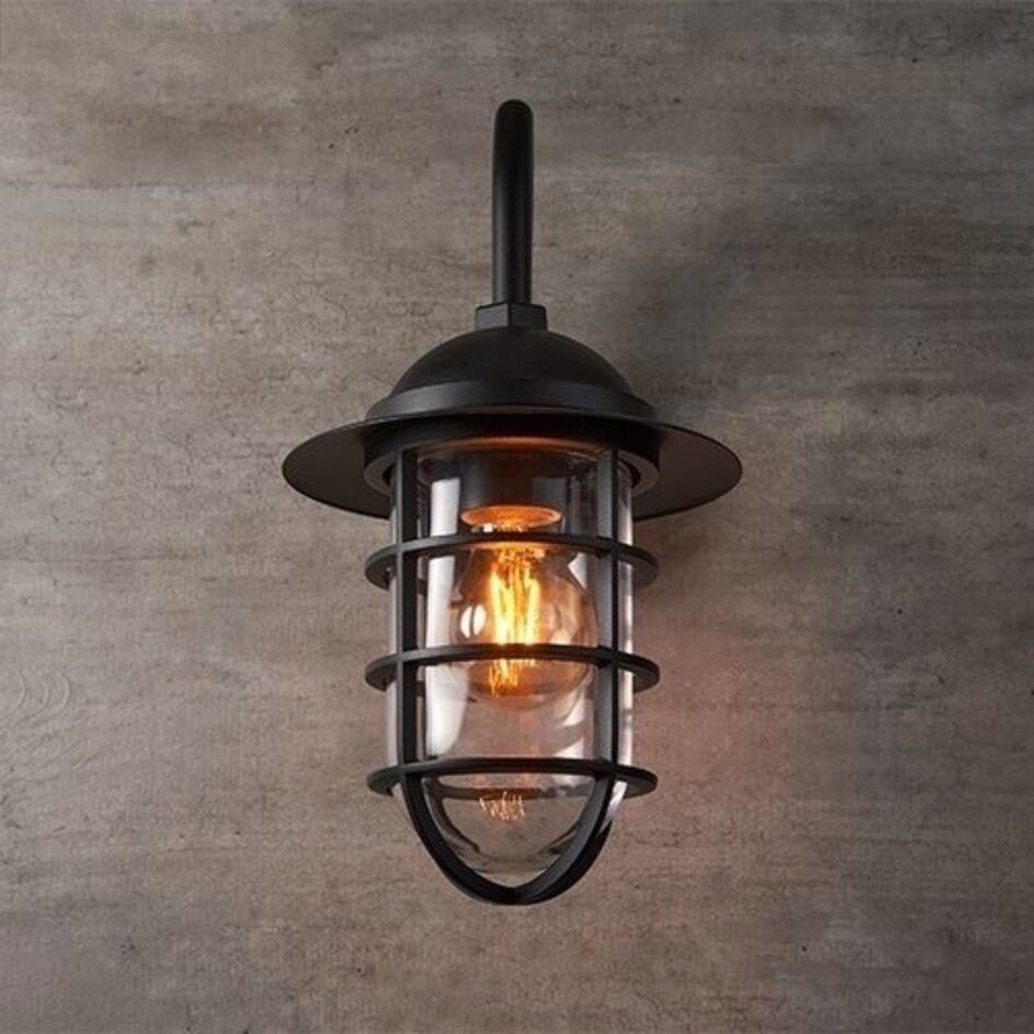 Lantliga vägglampan Claudia - svart
